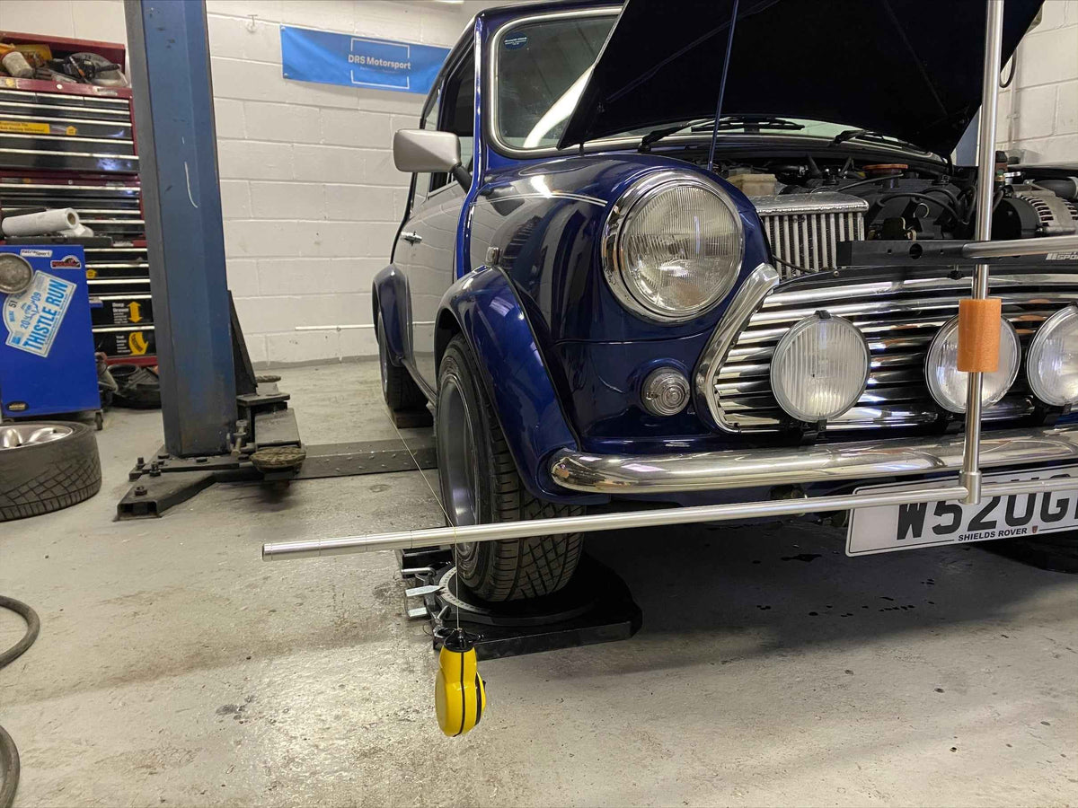 Tracking or wheel alignment